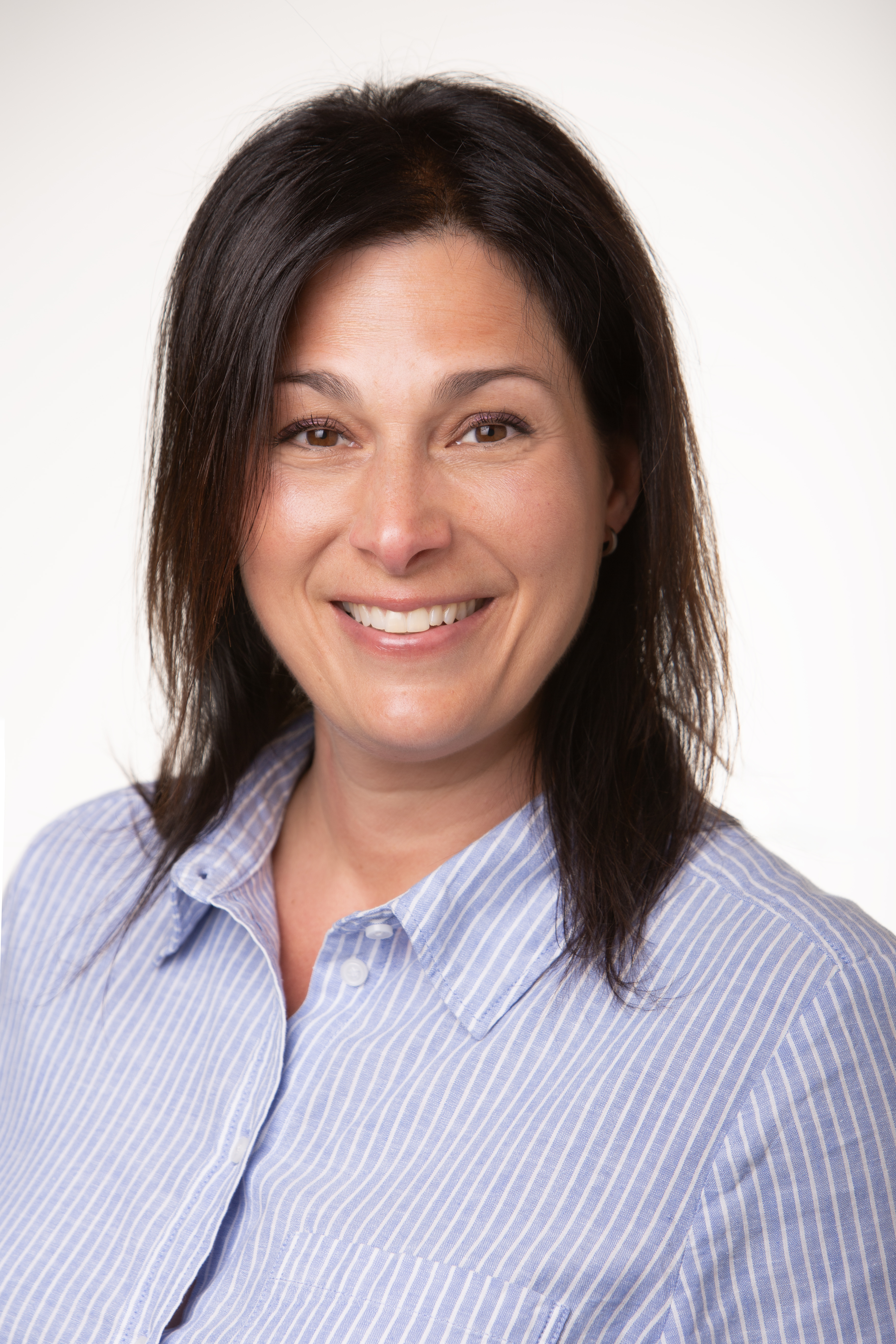 https://bienvenueqc.com/wp-content/uploads/2025/05/kathy-leclerc.jpg